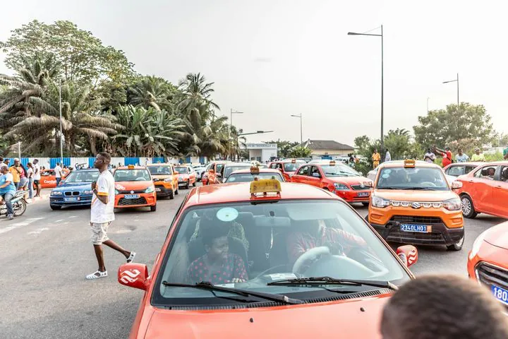 Une avenue d’Abidjan